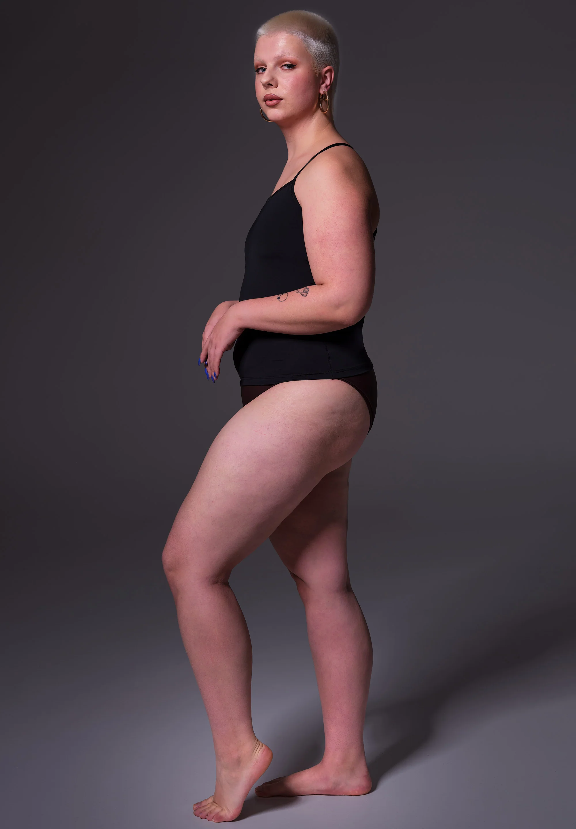 Enhancing Cami Top black - Image 6